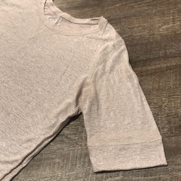 LOFT shimmery gold T-shirt ▪️ sz Small - Picture 4 of 8